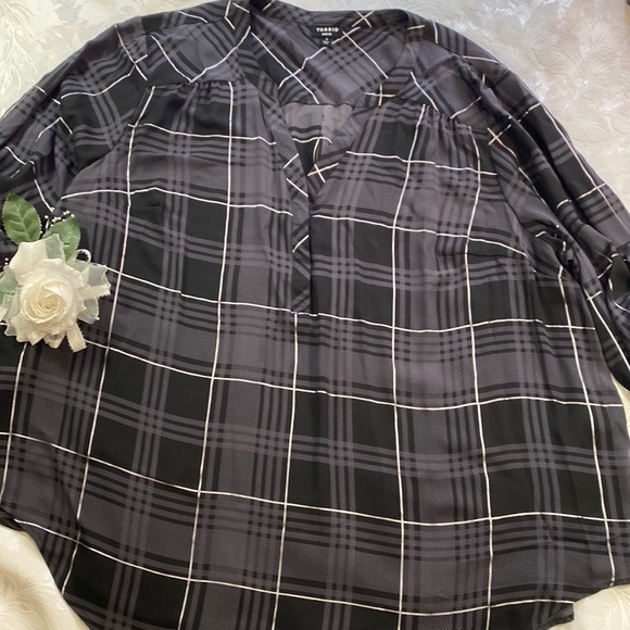 Plaid Top by Torrid - Picture 1 of 8